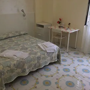 Oasi Nápoly
